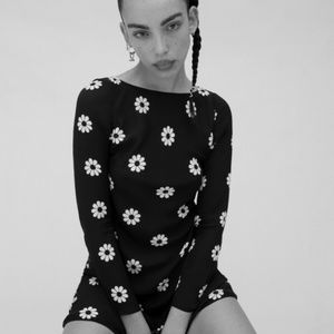 Realisation Par The Cosima 90s Daisy Dress